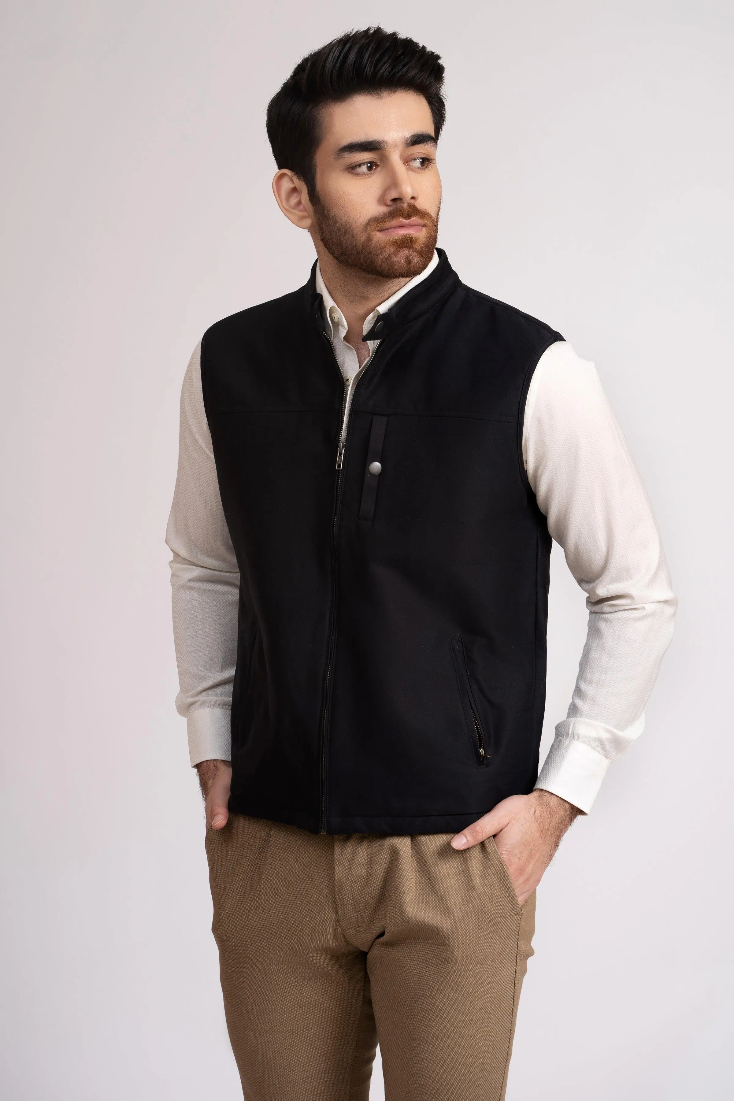 JACKET QUILTED SLEEVE LESS BLACK